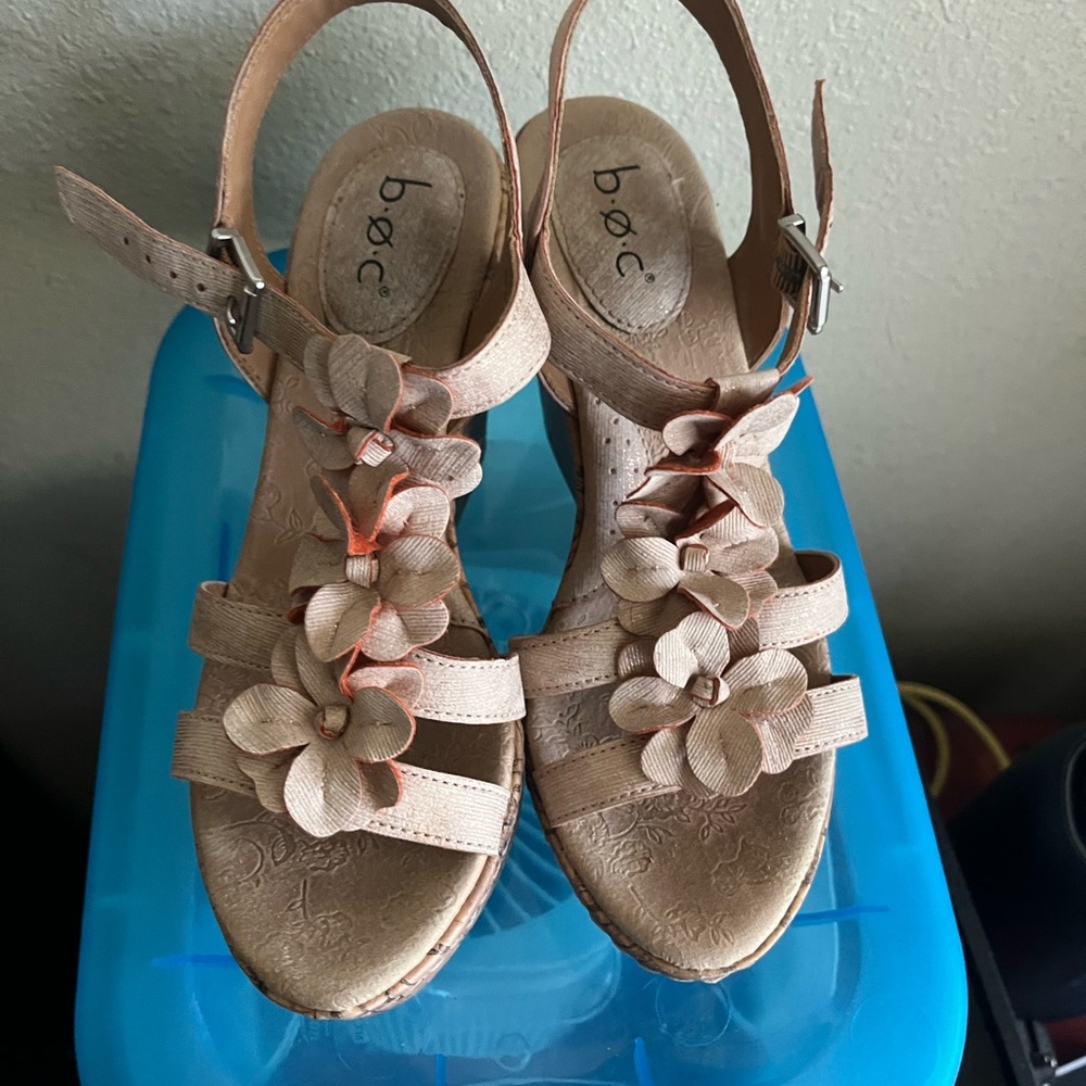 b.o.c. Tan Floral Wedge Sandals